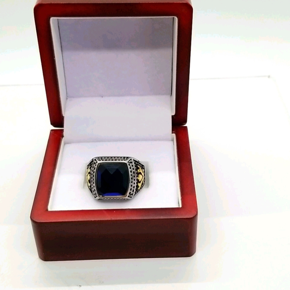 Mans ring